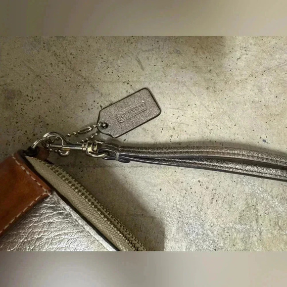 Vintage coach wallet 2012 - Picture 10 of 11